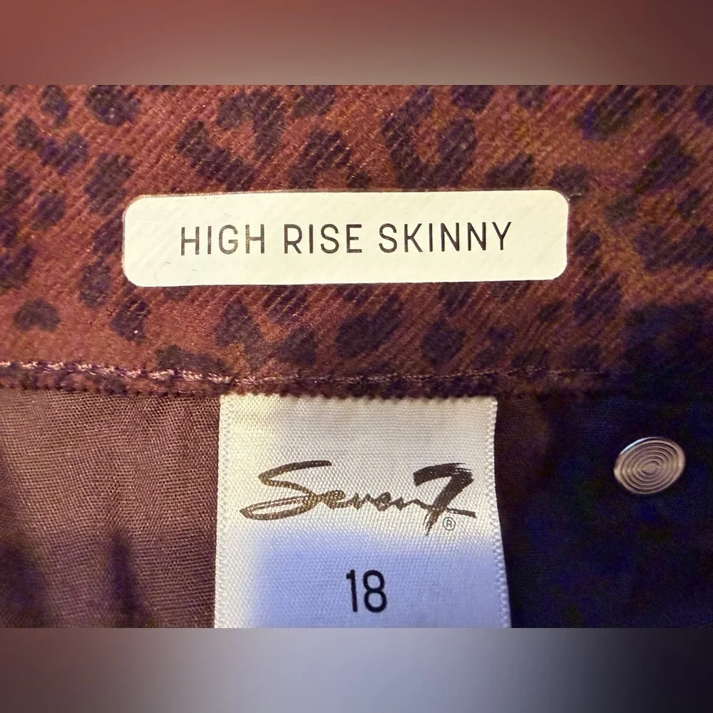 Seven7 | ladies leopard high rise skinny corduroy pants. Size: 18
